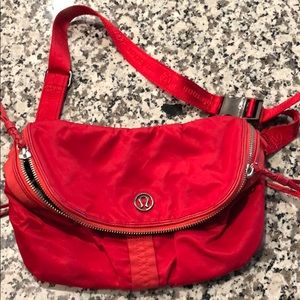 Authentic like new large Lululemon fanny